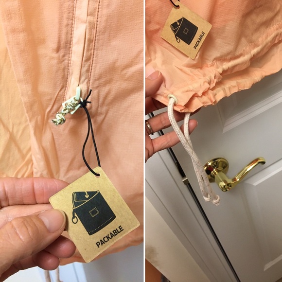 Pretty NWT Burton packable wind/rain jacket! - Picture 11 of 12